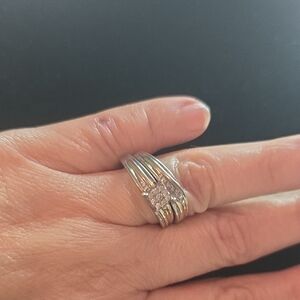 Elegant Silver Women's Ring